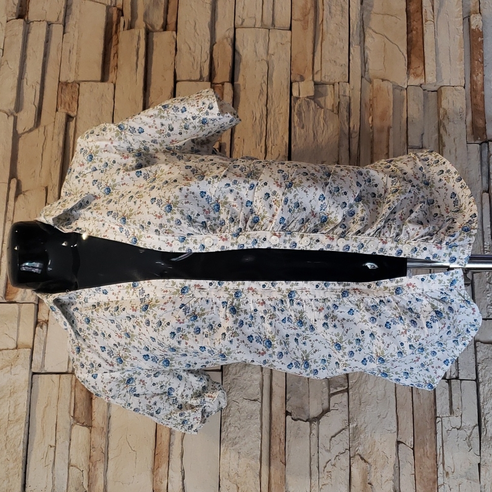 Floral top